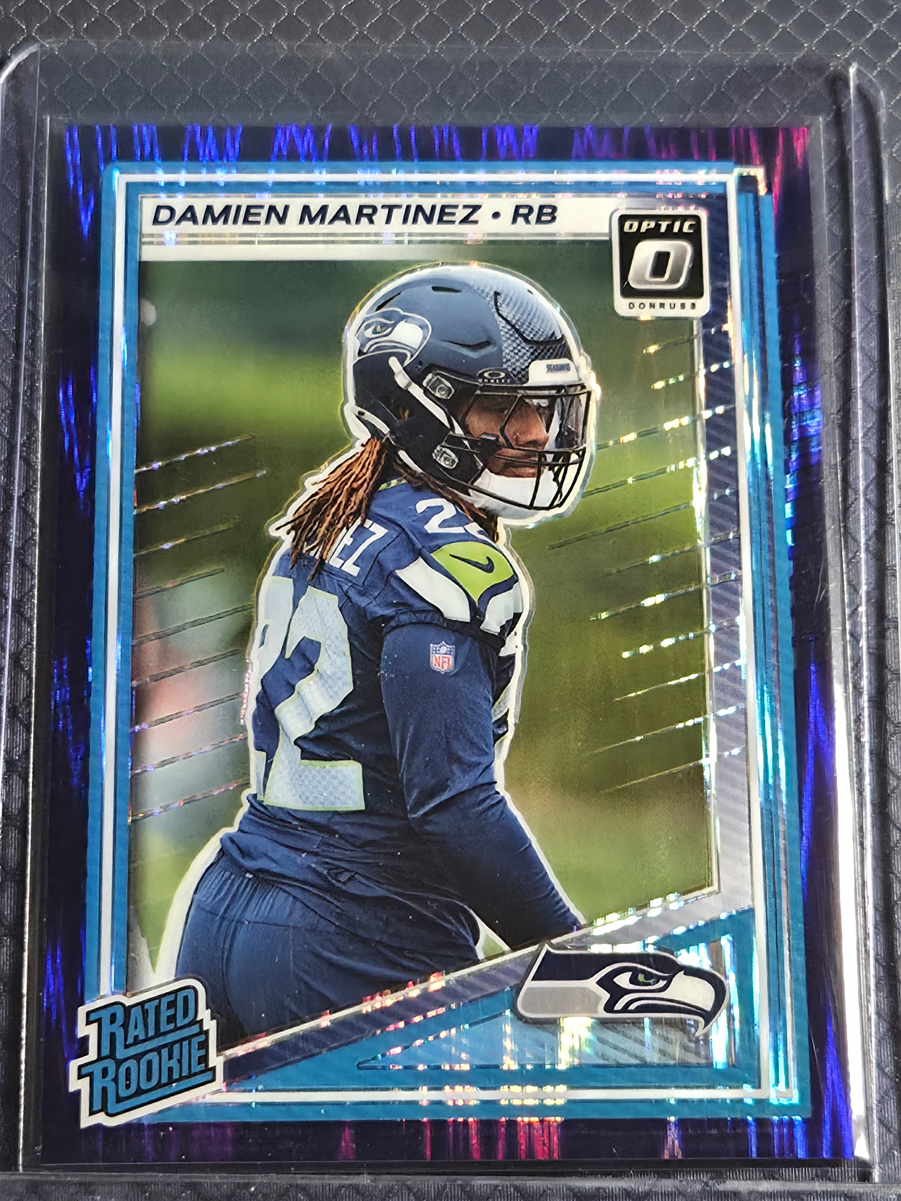 2025 Panini Optic Damien Martinez #298 Blue Hyper