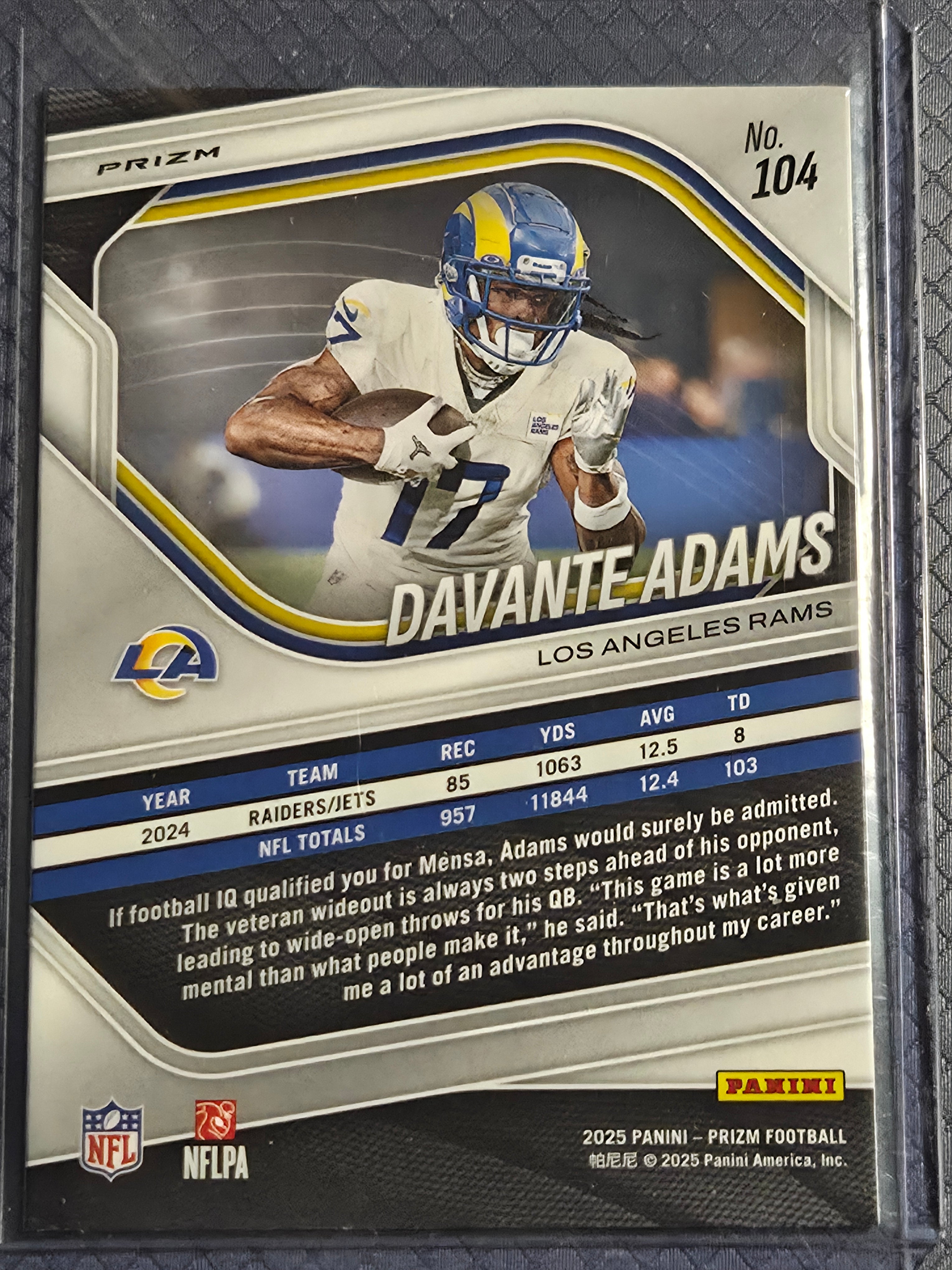 2025 Panini Prizm #104 Davante Adams Neon Green Pulsar