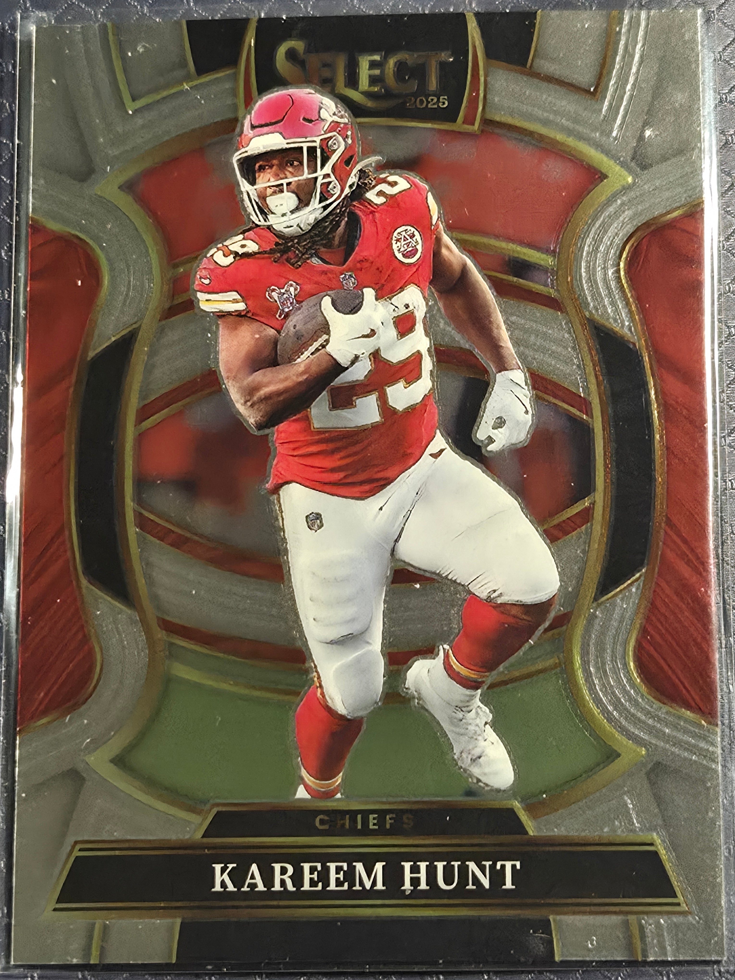 7 Kareem Hunt - 2025 Panini Select Football Concourse