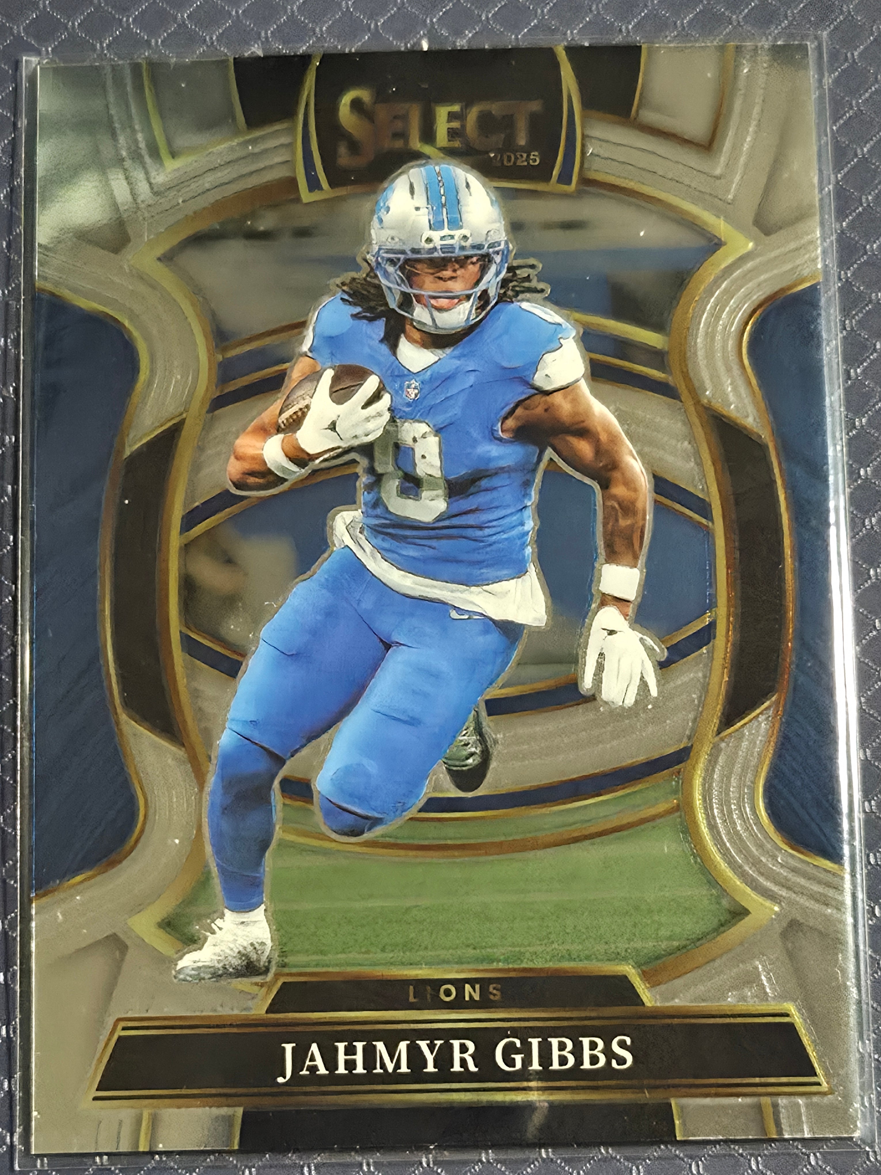 71 Jahmyr Gibbs - 2025 Panini Select Football Concourse