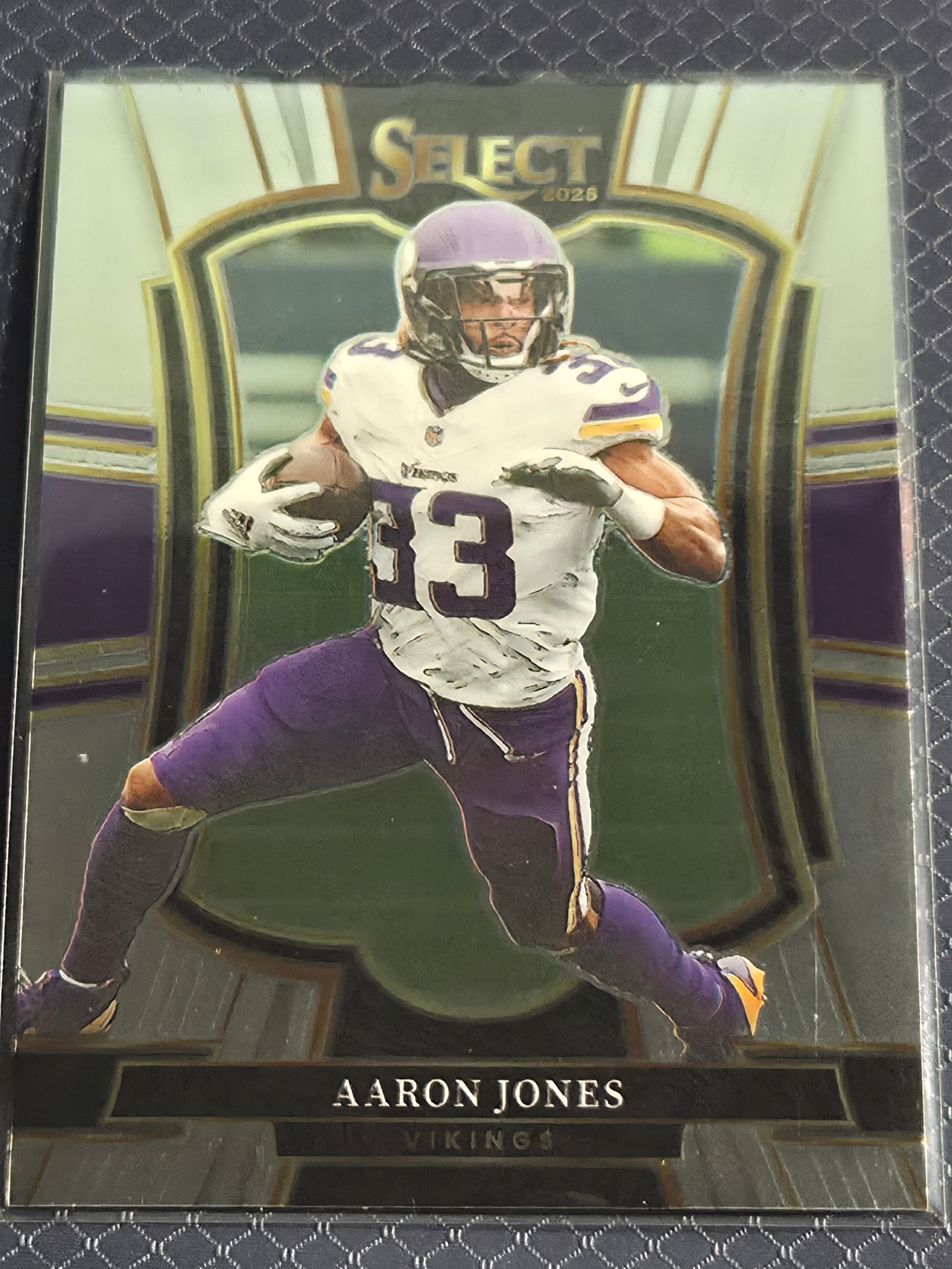 2025 Panini Select Aaron Jones #165 Minnesota Vikings Premier Level