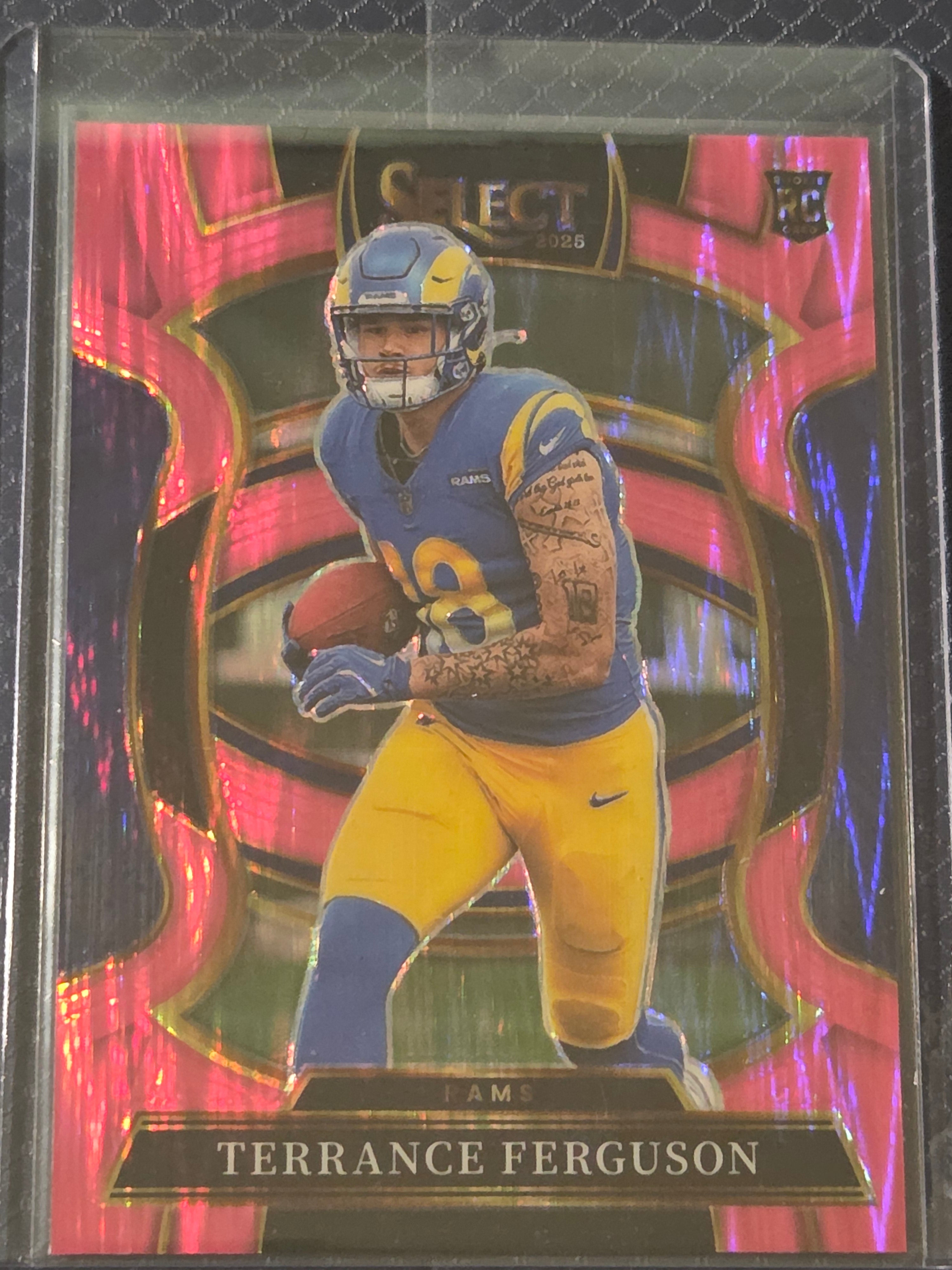 2025 Panini Select Football Pink Shock #20 Terrance Ferguson