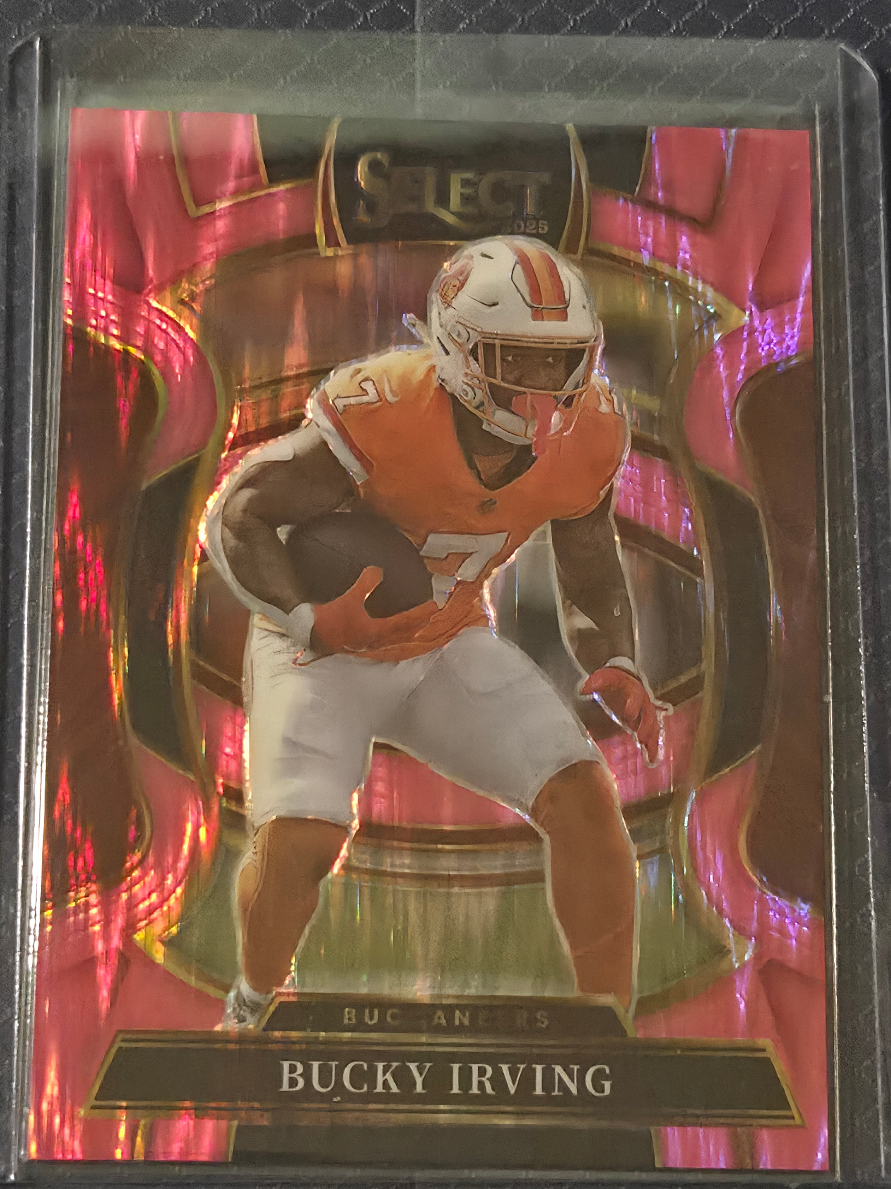 2025 Panini Select Football Pink Shock #38 Bucky Irving