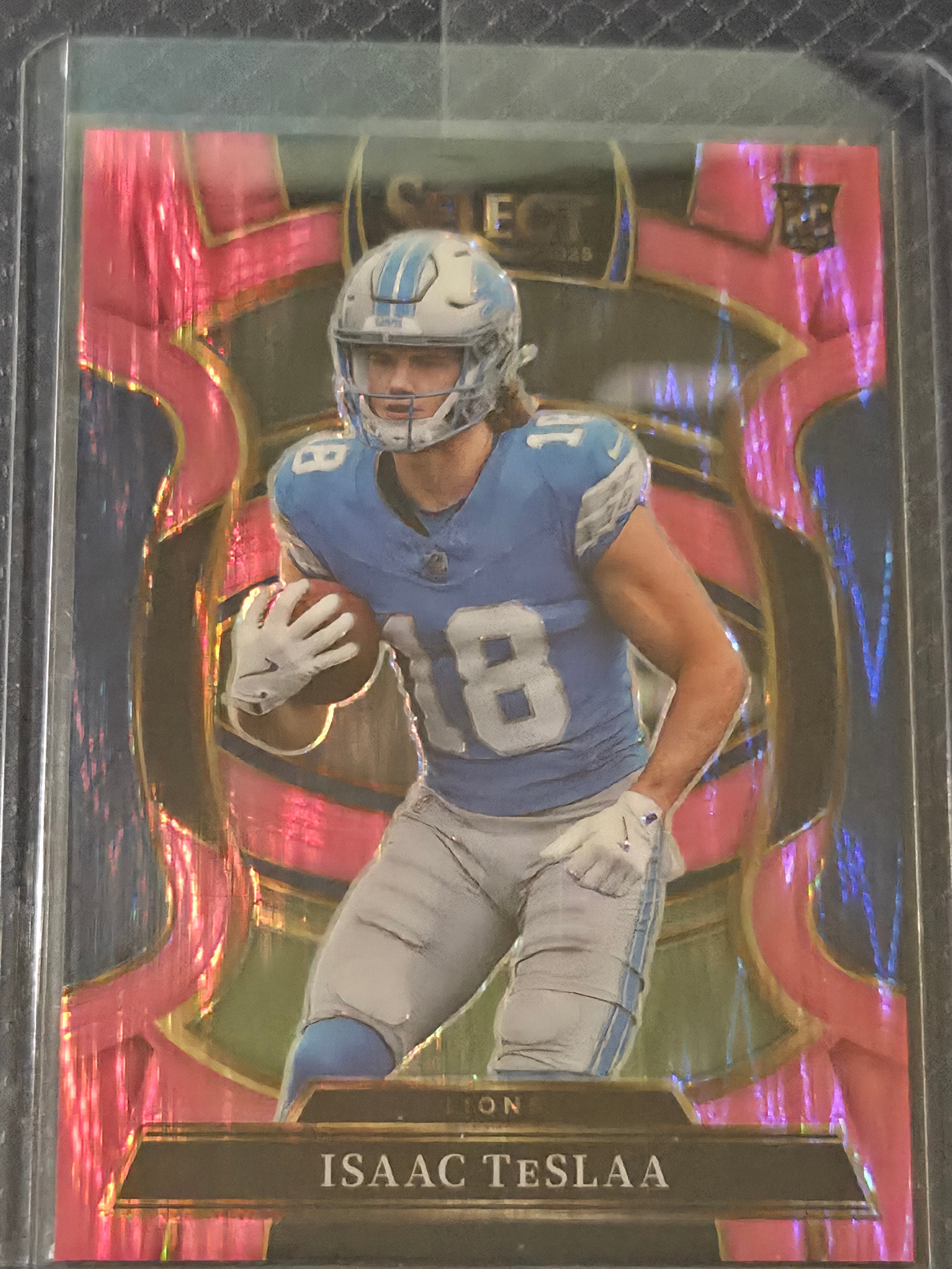 2025 Panini Select Football Pink Shock #70 Isaac TeSlaa