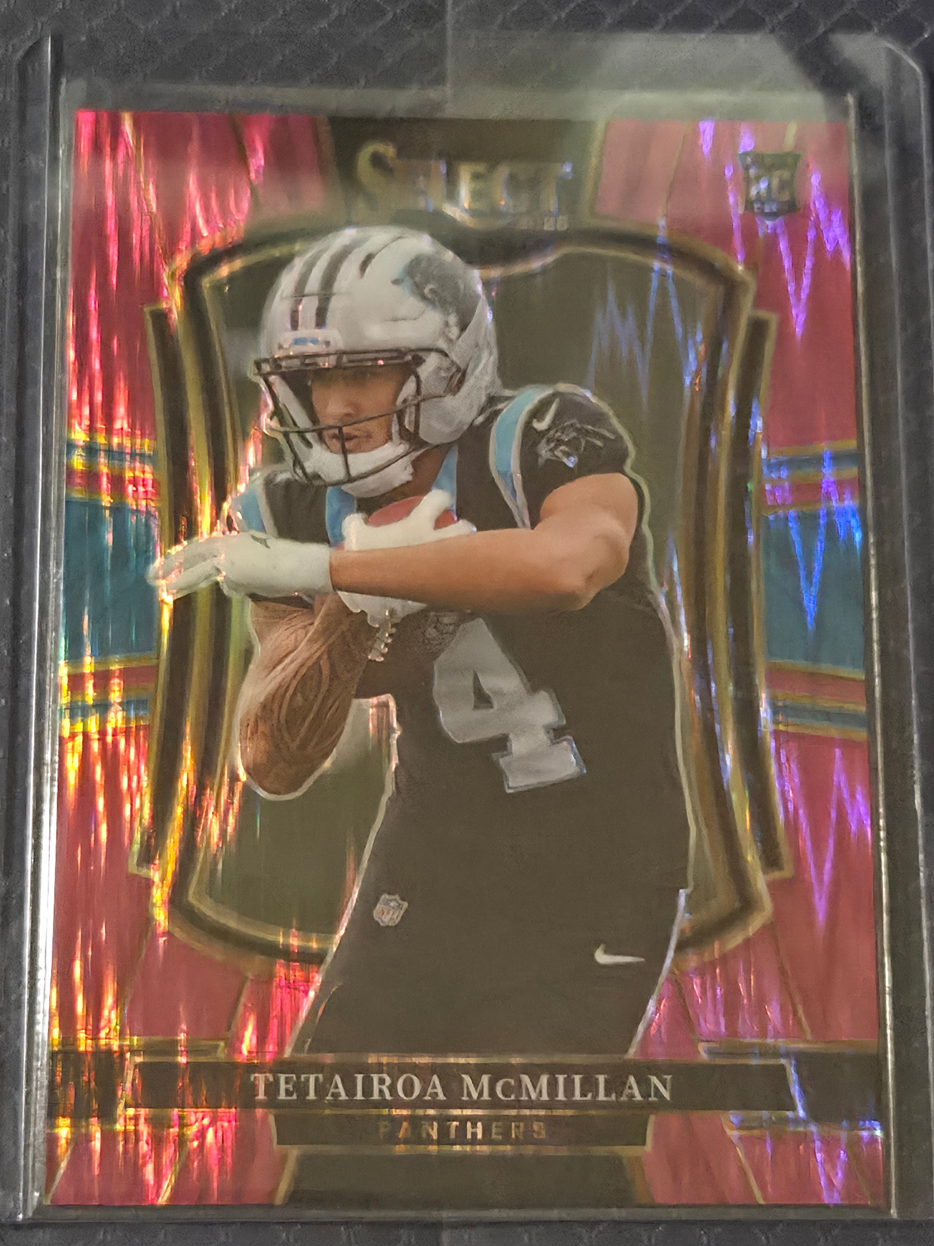 2025 Panini Select Football Pink Shock #144 Tetairoa McMillan