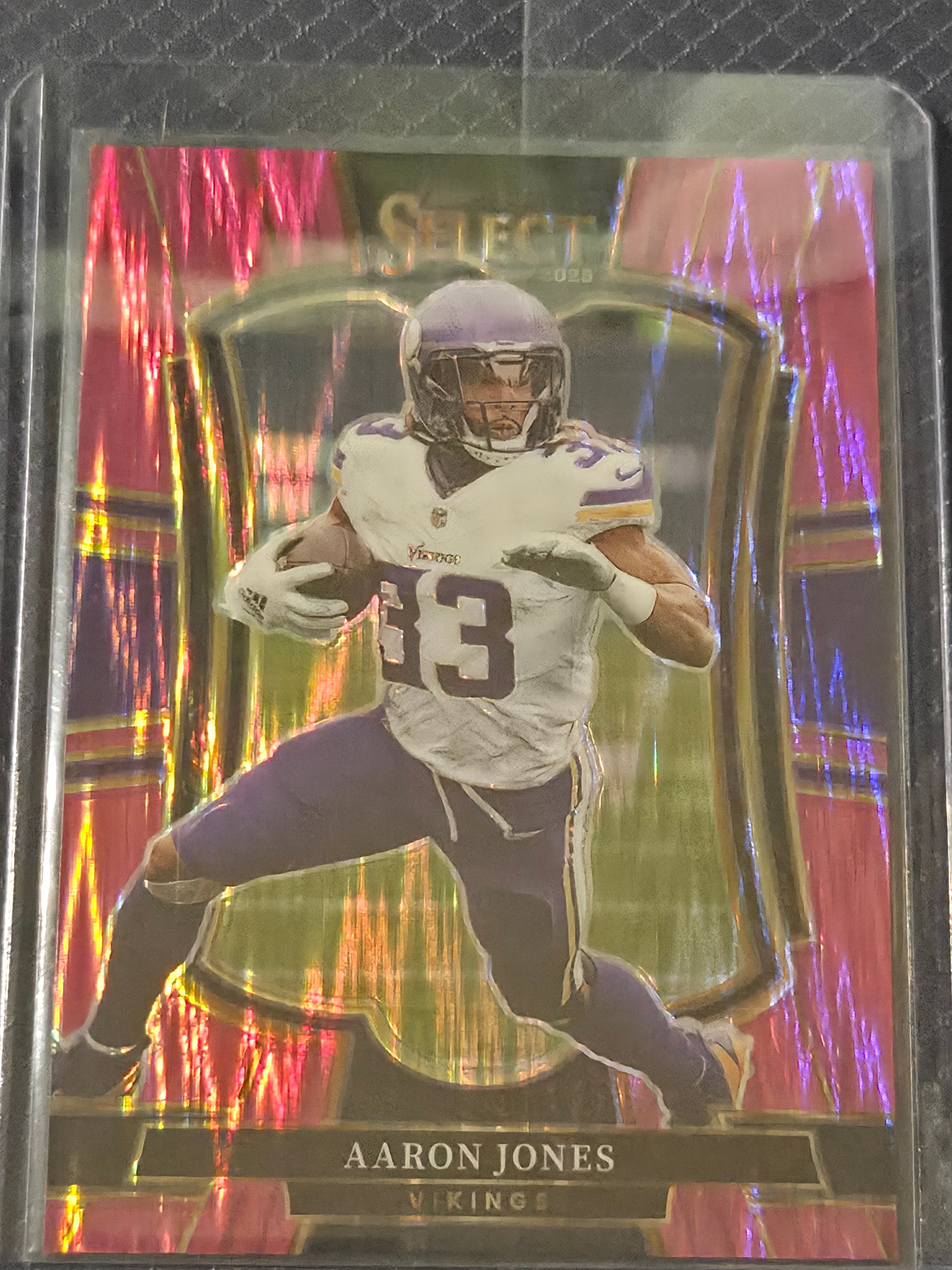 2025 Panini Select Football Pink Shock #165 Aaron Jones