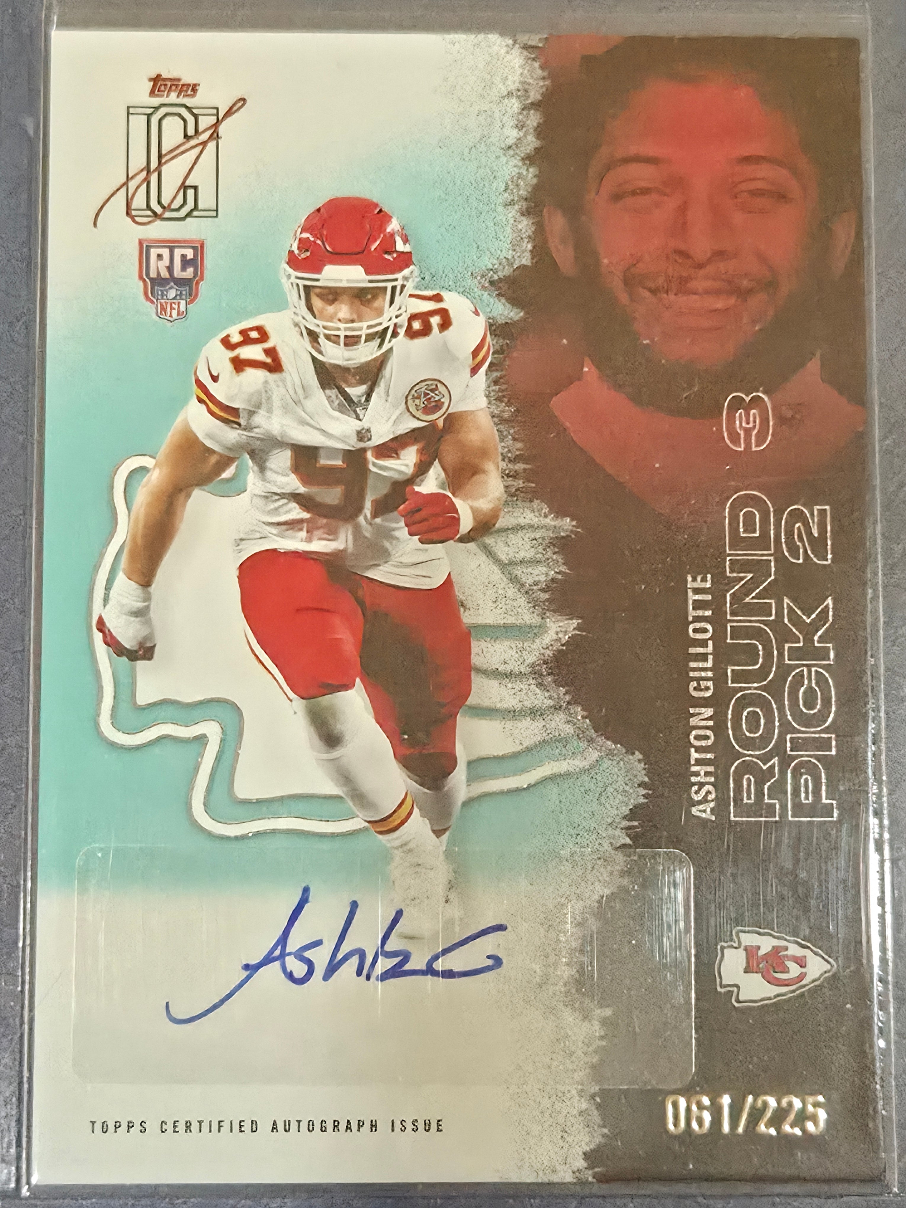 Ashton Gilloute #197 2025 Topps Signature Class Football Teal Auto RC /225