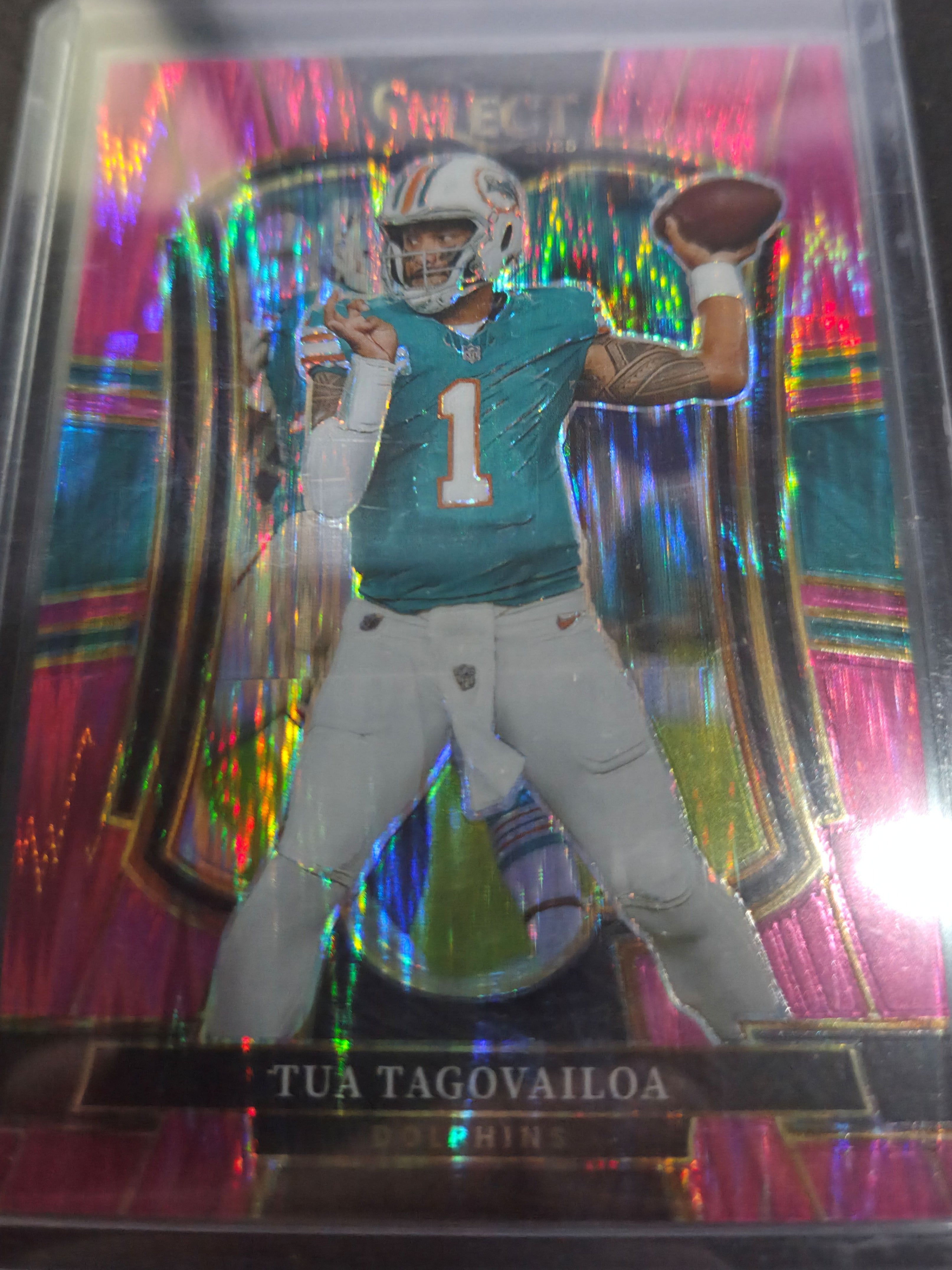 2025 Panini Select Football Pink Shock #181 Tua Tagovailoa Miami Dolphins