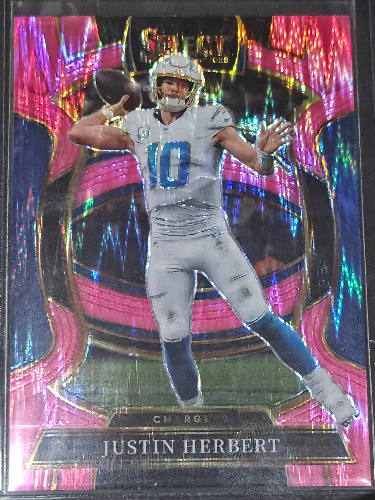 2025 Panini Select Football Pink Shock #1 Justin Herbert Los Angeles Chargers