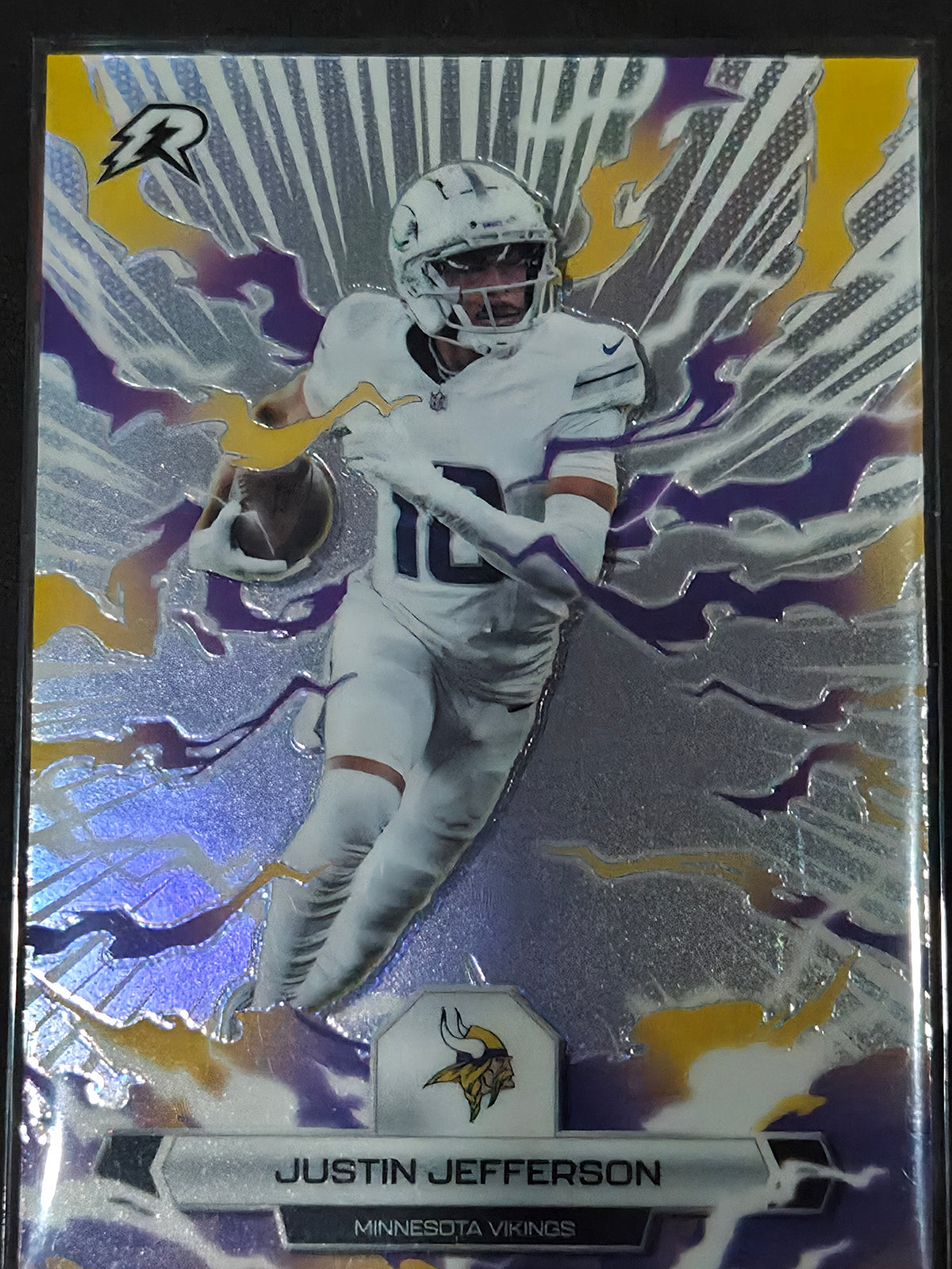 2025 Topps Resurgence Football Justin Jefferson Refractor #65