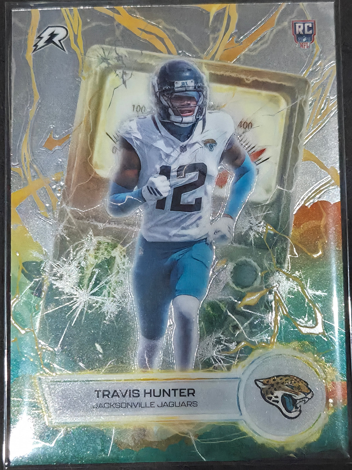 2025 Topps Resurgence Football Travis Hunter Voltaic VT-13